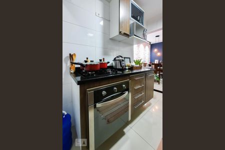 Apartamento à venda com 75m², 2 quartos e 1 vaga Apartamento à venda com 75m², 2 quartos e 1 vagaCozinha