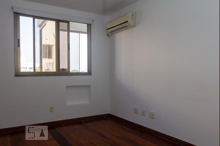 Apartamento à venda com 98m², 3 quartos e 2 vagasSuite