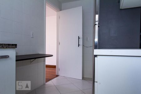 Apartamento à venda com 98m², 3 quartos e 2 vagasCozinha