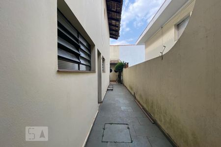 Casa para alugar com 420m², 4 quartos e 5 vagas Casa para alugar com 420m², 4 quartos e 5 vagasCorredor