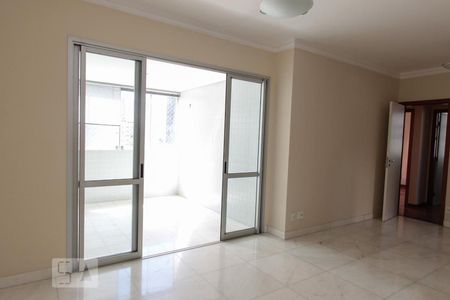 Sala de apartamento para alugar com 3 quartos, 95m² em Funcionários, Belo Horizonte