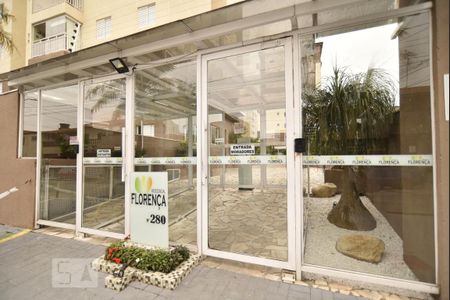 Apartamento à venda com 72m², 3 quartos e 1 vagaÁrea comum - portaria