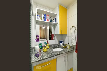 Apartamento à venda com 72m², 3 quartos e 1 vagaBanheiro da suite