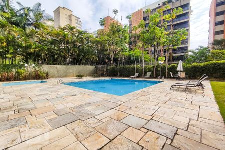 Apartamento à venda com 170m², 4 quartos e 3 vagasÁrea Comum - Piscinas