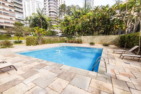 Apartamento à venda com 170m², 4 quartos e 3 vagasÁrea Comum - Piscinas