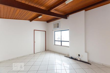 Apartamento à venda com 162m², 3 quartos e 2 vagas Apartamento à venda com 162m², 3 quartos e 2 vagasSuite