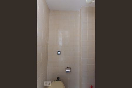 Apartamento à venda com 162m², 3 quartos e 2 vagas Apartamento à venda com 162m², 3 quartos e 2 vagasBanheiro de Serviço