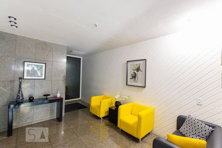 Apartamento à venda com 162m², 3 quartos e 2 vagas Apartamento à venda com 162m², 3 quartos e 2 vagasHall de Entrada