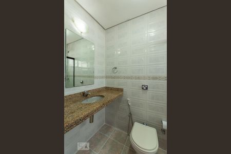 Apartamento à venda com 162m², 3 quartos e 2 vagas Apartamento à venda com 162m², 3 quartos e 2 vagasBanheiro da Suíte