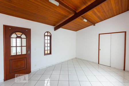 Apartamento à venda com 162m², 3 quartos e 2 vagas Apartamento à venda com 162m², 3 quartos e 2 vagasSuite