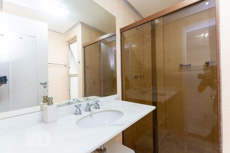 Banheiro Social 1 de apartamento para alugar com 2 quartos, 162m² em São Domingos, Niterói