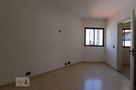 Apartamento à venda com 235m², 4 quartos e 3 vagasSala de TV