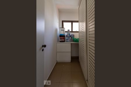 Apartamento à venda com 235m², 4 quartos e 3 vagasQuarto de Serviço