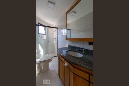 Apartamento à venda com 235m², 4 quartos e 3 vagasBanheiro