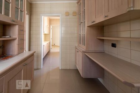 Apartamento à venda com 235m², 4 quartos e 3 vagasCozinha