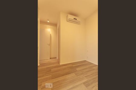 Suíte de apartamento para alugar com 2 quartos, 60m² em Vila Madalena, São Paulo