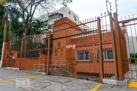 Casa à venda com 640m², 5 quartos e 8 vagasFachada
