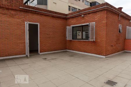 Casa à venda com 640m², 5 quartos e 8 vagasArea externa - Salão de Festas