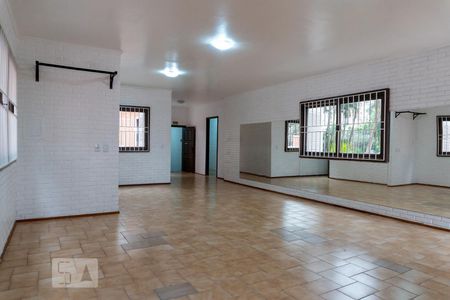 Casa à venda com 640m², 5 quartos e 8 vagasSalão de Festas