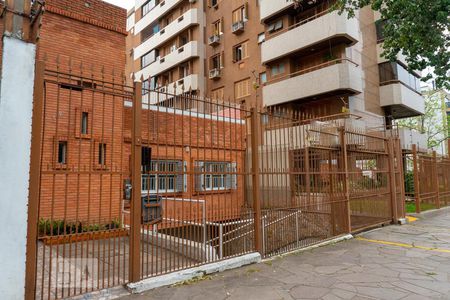 Casa à venda com 640m², 5 quartos e 8 vagasFachada