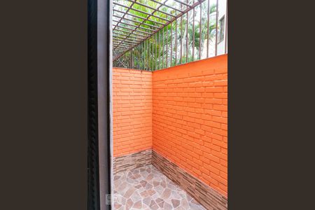 Casa à venda com 640m², 5 quartos e 8 vagasVaranda Quarto 2