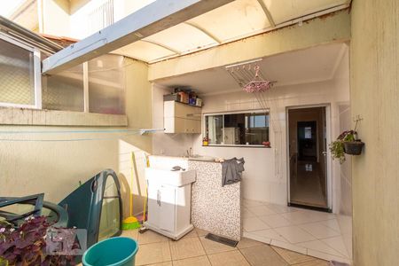 Casa à venda com 90m², 3 quartos e 2 vagas Casa à venda com 90m², 3 quartos e 2 vagasÁrea de Serviço