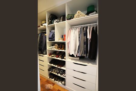 Apartamento à venda com 90m², 2 quartos e 2 vagasSuíte 2