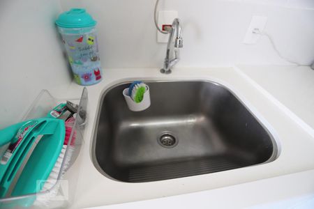 Apartamento à venda com 90m², 2 quartos e 2 vagasQuarto de serviço