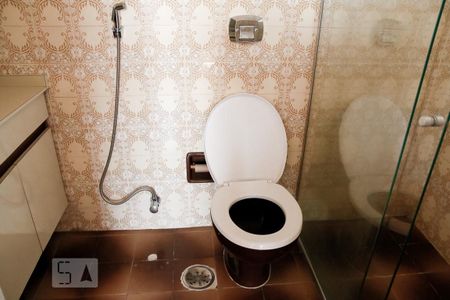 Casa à venda com 185m², 3 quartos e 2 vagas Casa à venda com 185m², 3 quartos e 2 vagasBanheiro Suíte