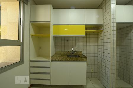 Cozinha de apartamento para alugar com 1 quarto, 60m² em Setor de Habitações Individuais Norte, Brasília