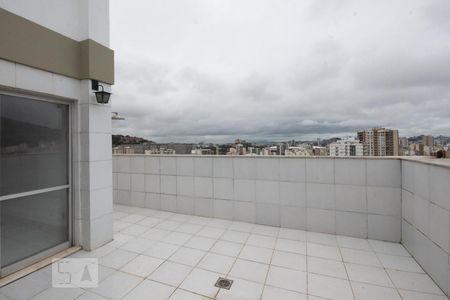 Apartamento à venda com 138m², 4 quartos e 3 vagasCobertura
