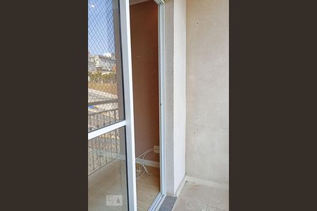 Varanda de apartamento para alugar com 3 quartos, 68m² em Jardim Tupanci, Barueri