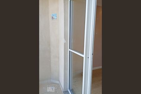Varanda de apartamento para alugar com 3 quartos, 68m² em Jardim Tupanci, Barueri