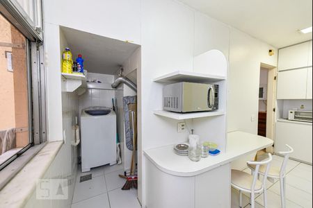 Apartamento à venda com 200m², 3 quartos e sem vaga Apartamento à venda com 200m², 3 quartos e sem vagaCozinha