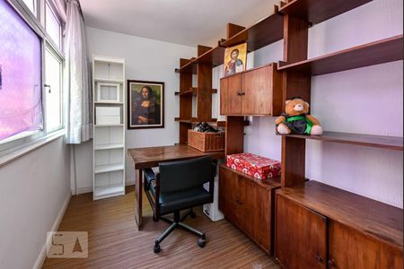 Apartamento à venda com 200m², 3 quartos e sem vaga Apartamento à venda com 200m², 3 quartos e sem vagaSuíte