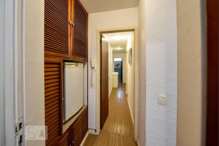 Apartamento à venda com 200m², 3 quartos e sem vaga Apartamento à venda com 200m², 3 quartos e sem vagaSuíte