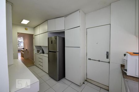 Apartamento à venda com 200m², 3 quartos e sem vaga Apartamento à venda com 200m², 3 quartos e sem vagaCozinha
