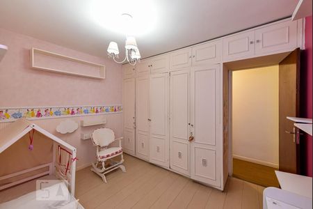 Apartamento à venda com 200m², 3 quartos e sem vaga Apartamento à venda com 200m², 3 quartos e sem vagaQuarto 2