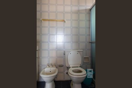 Apartamento à venda com 117m², 3 quartos e 2 vagas Apartamento à venda com 117m², 3 quartos e 2 vagasBanheiro Suíte