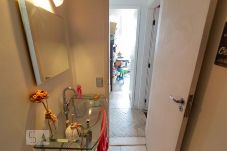 Apartamento à venda com 149m², 4 quartos e 1 vaga Apartamento à venda com 149m², 4 quartos e 1 vagaBanheiro 2