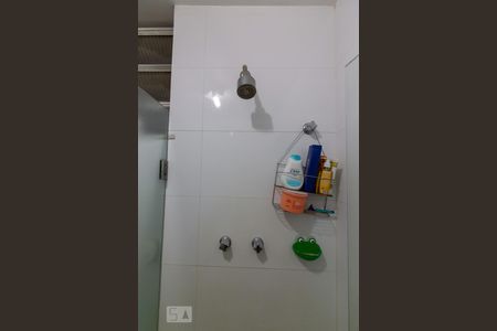 Apartamento à venda com 149m², 4 quartos e 1 vaga Apartamento à venda com 149m², 4 quartos e 1 vagaBanheiro Social