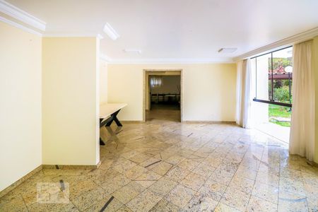 Apartamento à venda com 262m², 4 quartos e 1 vaga Apartamento à venda com 262m², 4 quartos e 1 vagaSalão de festas