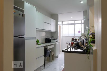 Apartamento à venda com 262m², 4 quartos e 1 vaga Apartamento à venda com 262m², 4 quartos e 1 vagaCozinha
