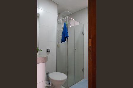 Apartamento à venda com 262m², 4 quartos e 1 vaga Apartamento à venda com 262m², 4 quartos e 1 vagaBanheiro da suíte