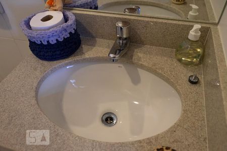 Apartamento à venda com 262m², 4 quartos e 1 vaga Apartamento à venda com 262m², 4 quartos e 1 vagaBanheiro