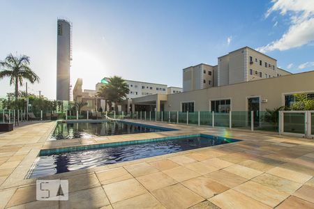 Apartamento à venda com 60m², 2 quartos e 1 vaga Apartamento à venda com 60m², 2 quartos e 1 vagaÁrea comum - Piscina