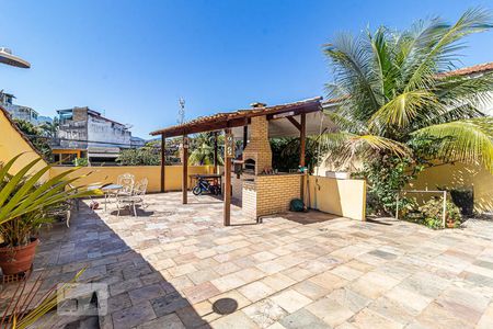 Casa à venda com 123m², 6 quartos e 2 vagasÁrea ExternaÁrea Externa