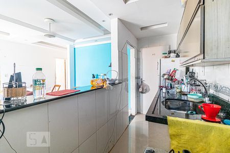 Casa à venda com 123m², 6 quartos e 2 vagasCozinha cobertura