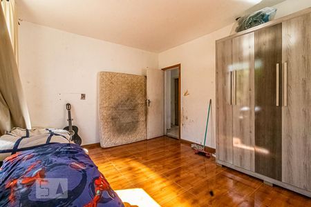 Casa à venda com 123m², 6 quartos e 2 vagasQuarto 5