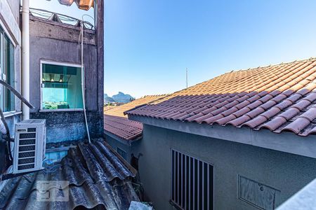 Casa à venda com 123m², 6 quartos e 2 vagasVista